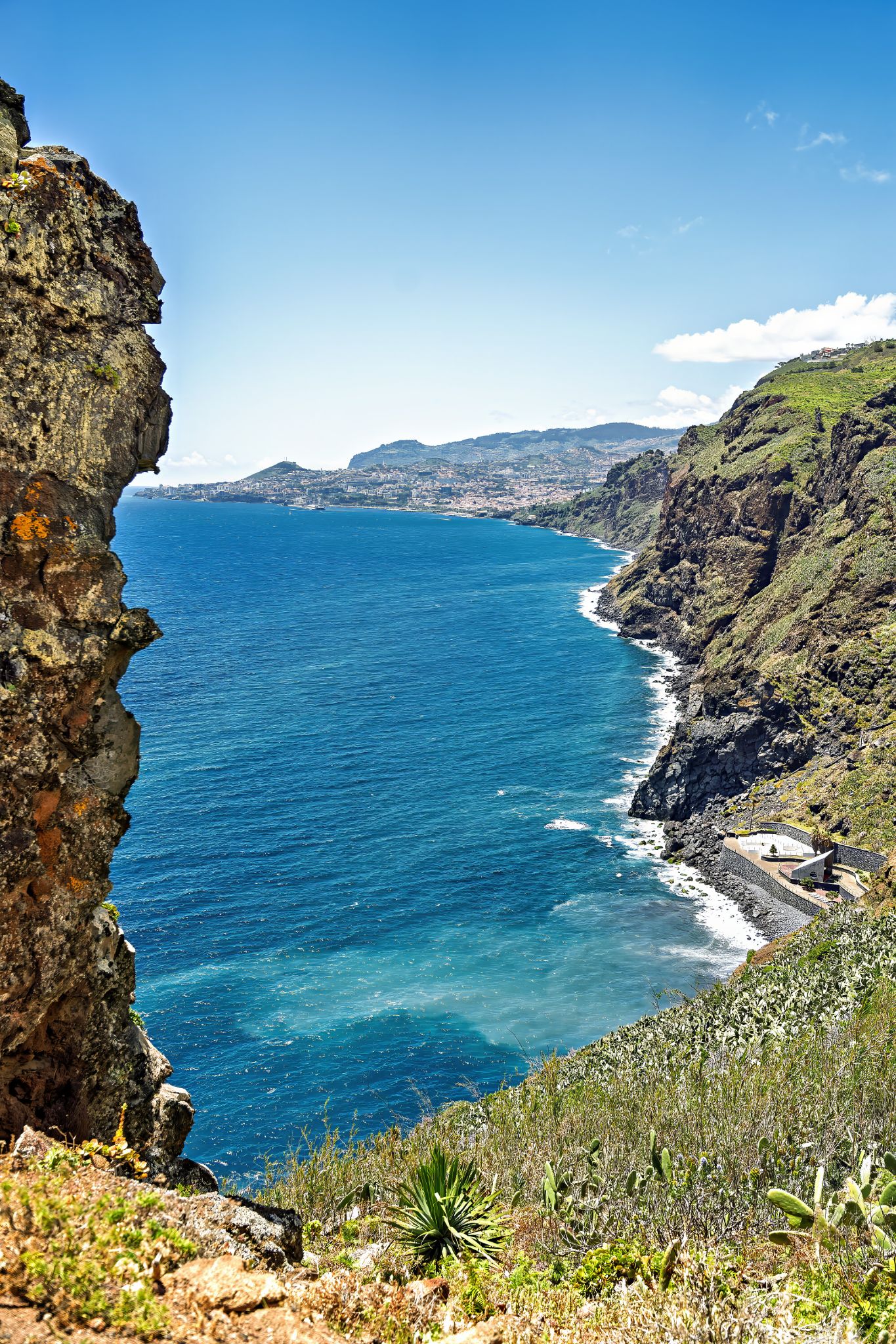 Blick vom Miradouro do Cristo Rei nach Funchal